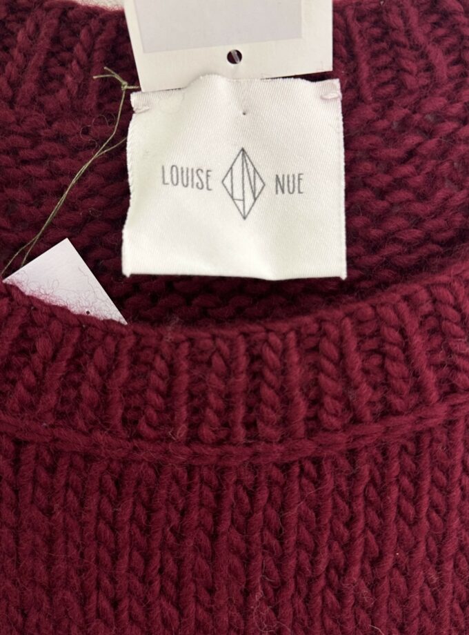 Louise Nue sweater in burgundy, size M